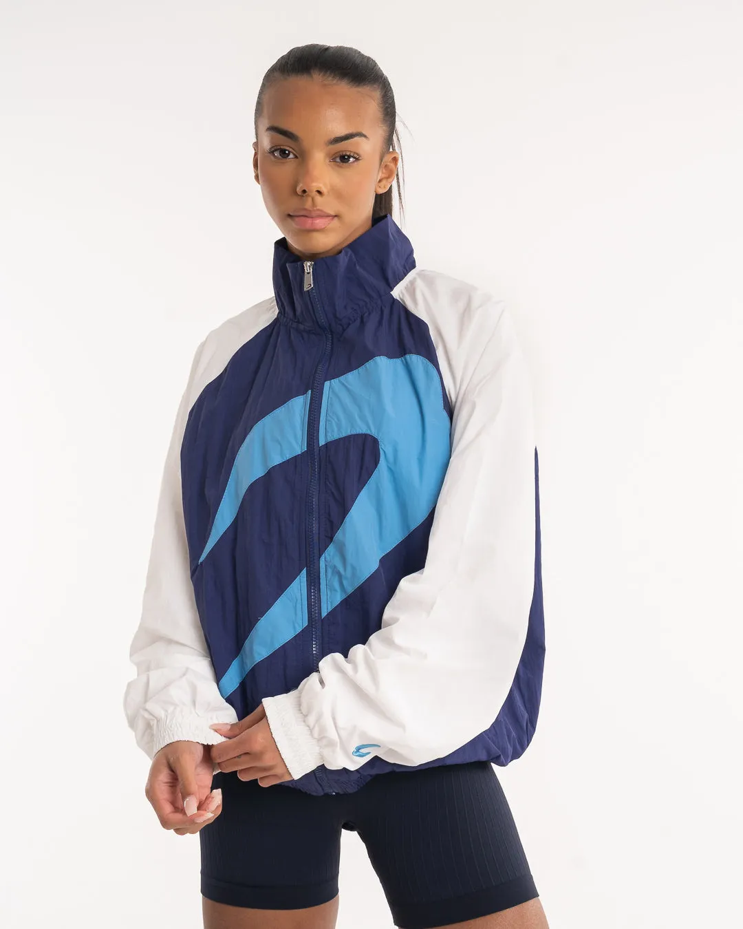 Modern Outfit FoldableDesign Walker Track Jacket - White/Navy