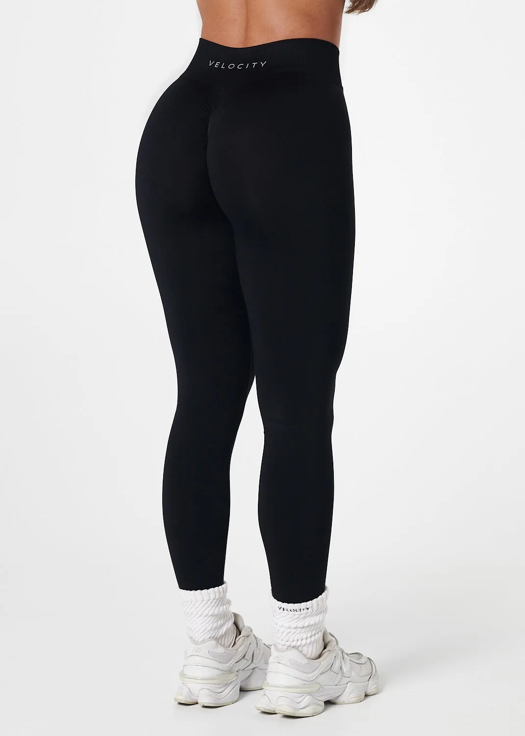 All Season SILHOUETTE SCRUNCH LEGGINGS - BLACK