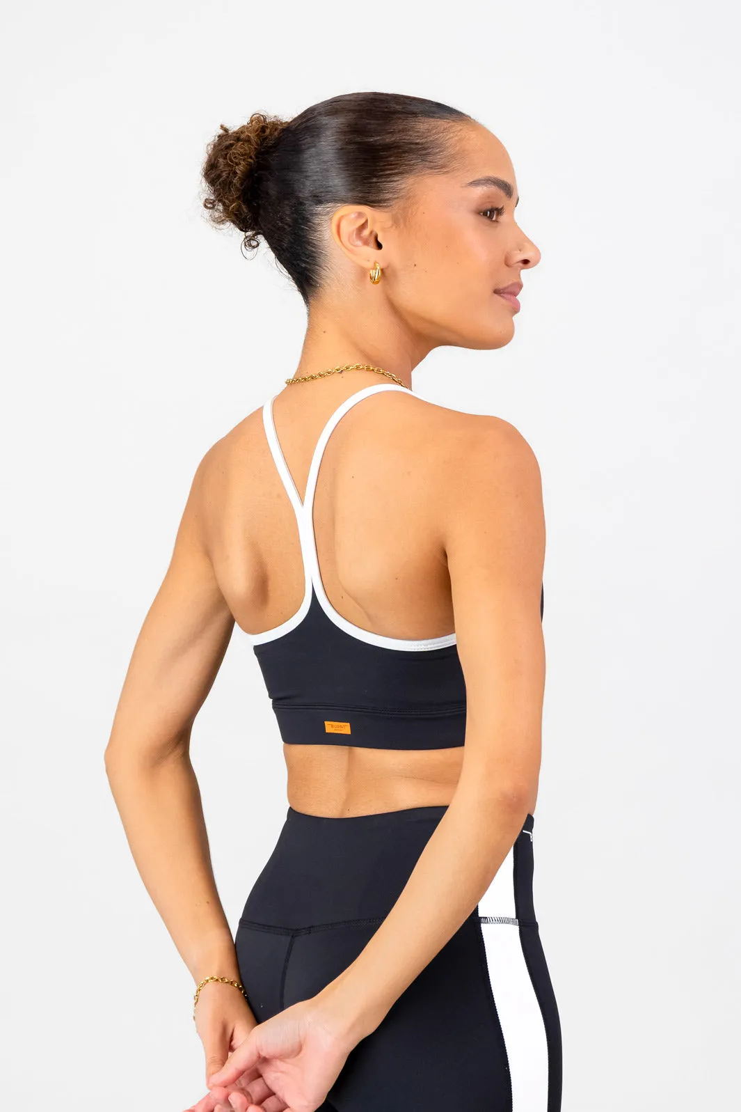Lua Sports Bra - Black & White Polyester Anti-pilling seams