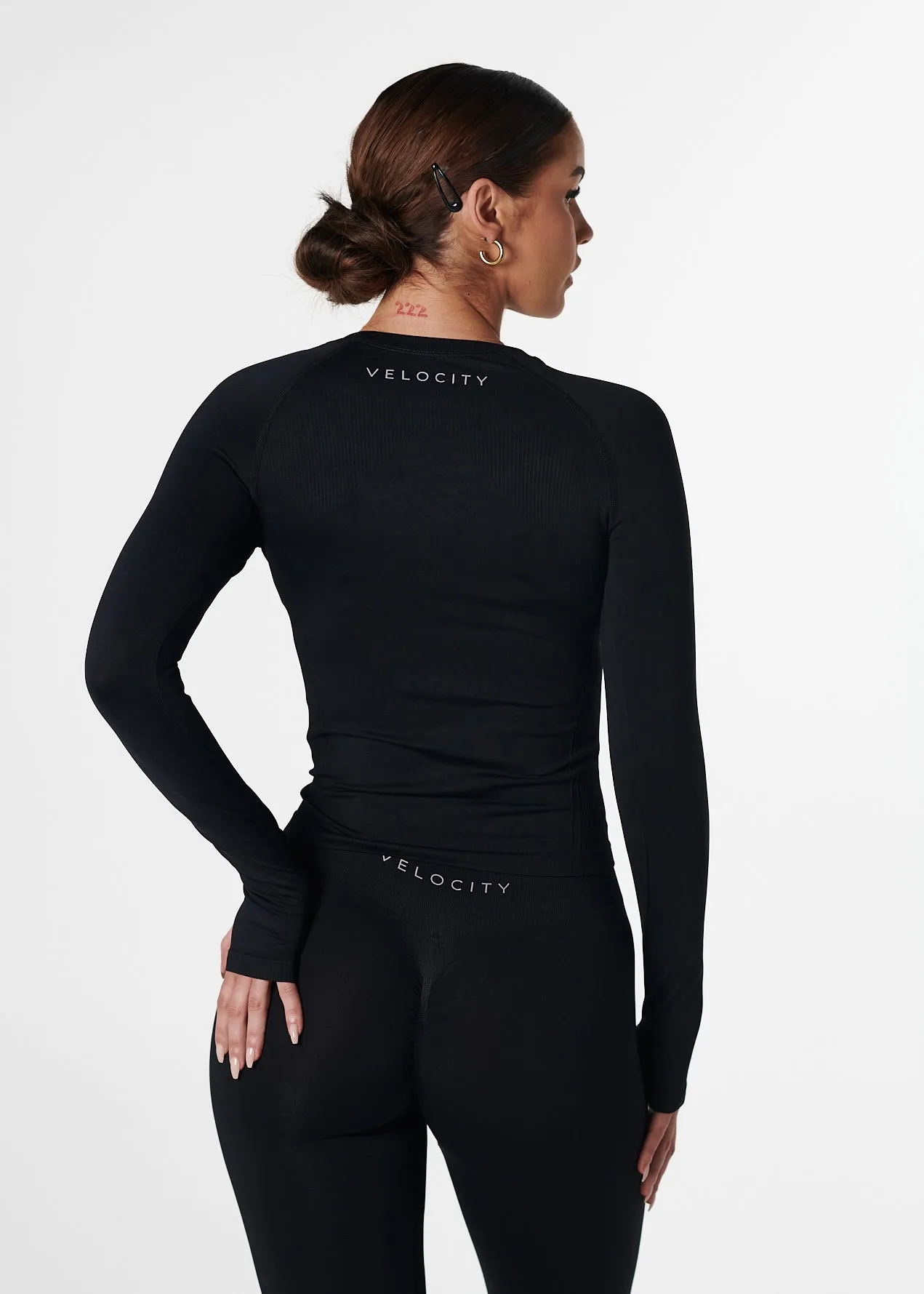 SILHOUETTE FITTED LONG SLEEVE - BLACK Cozy Wrap Cozy clothing