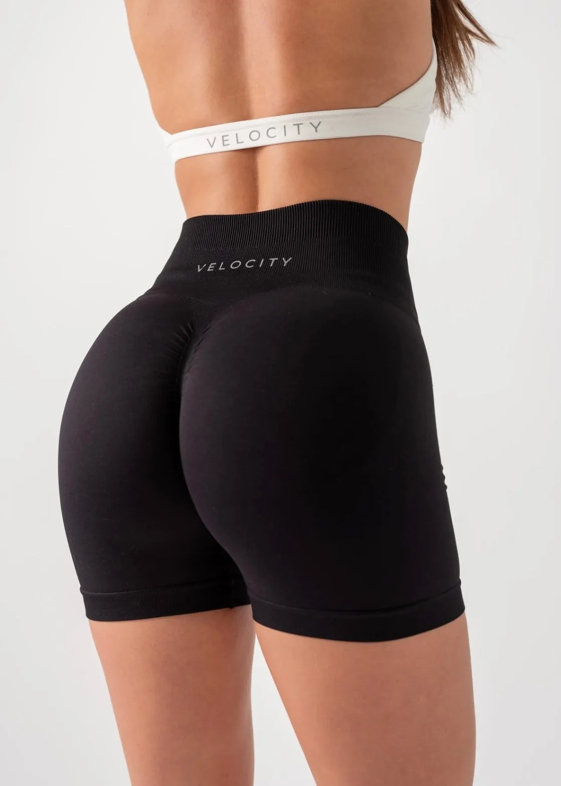 Hypoallergenic Lining ULTIMATE SEAMLESS SCRUNCH SHORTS 2.0 - BLACK