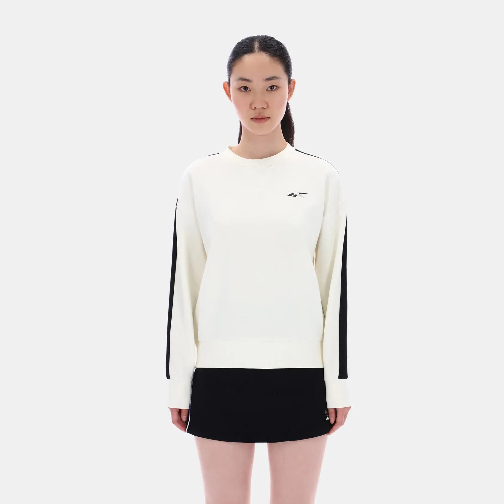 Sporty Layer Urban Active Reebok Women's Bella Fleece Oversized Chalk Sweatshirt
