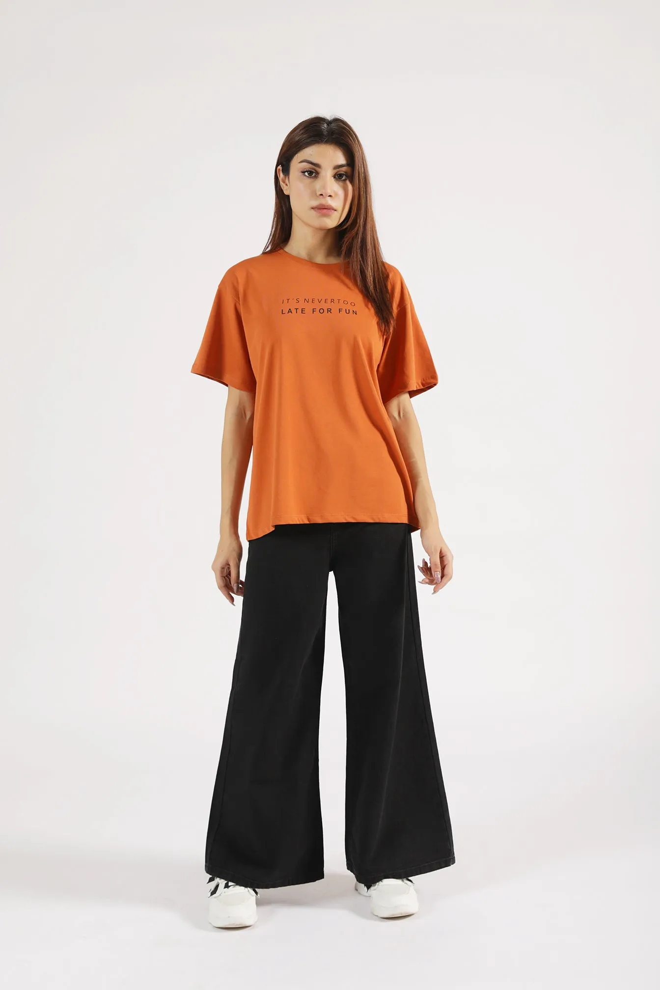 LightweightKnit OVERSIZED GRAPHIC TEE