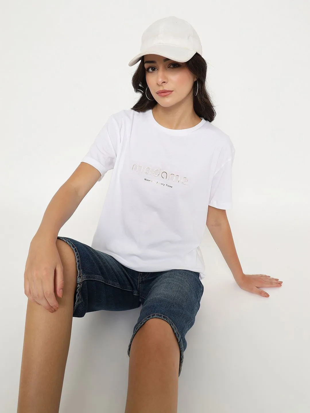 Madame Tyopgraphy Print White Cotton T-shirt Modern innovation