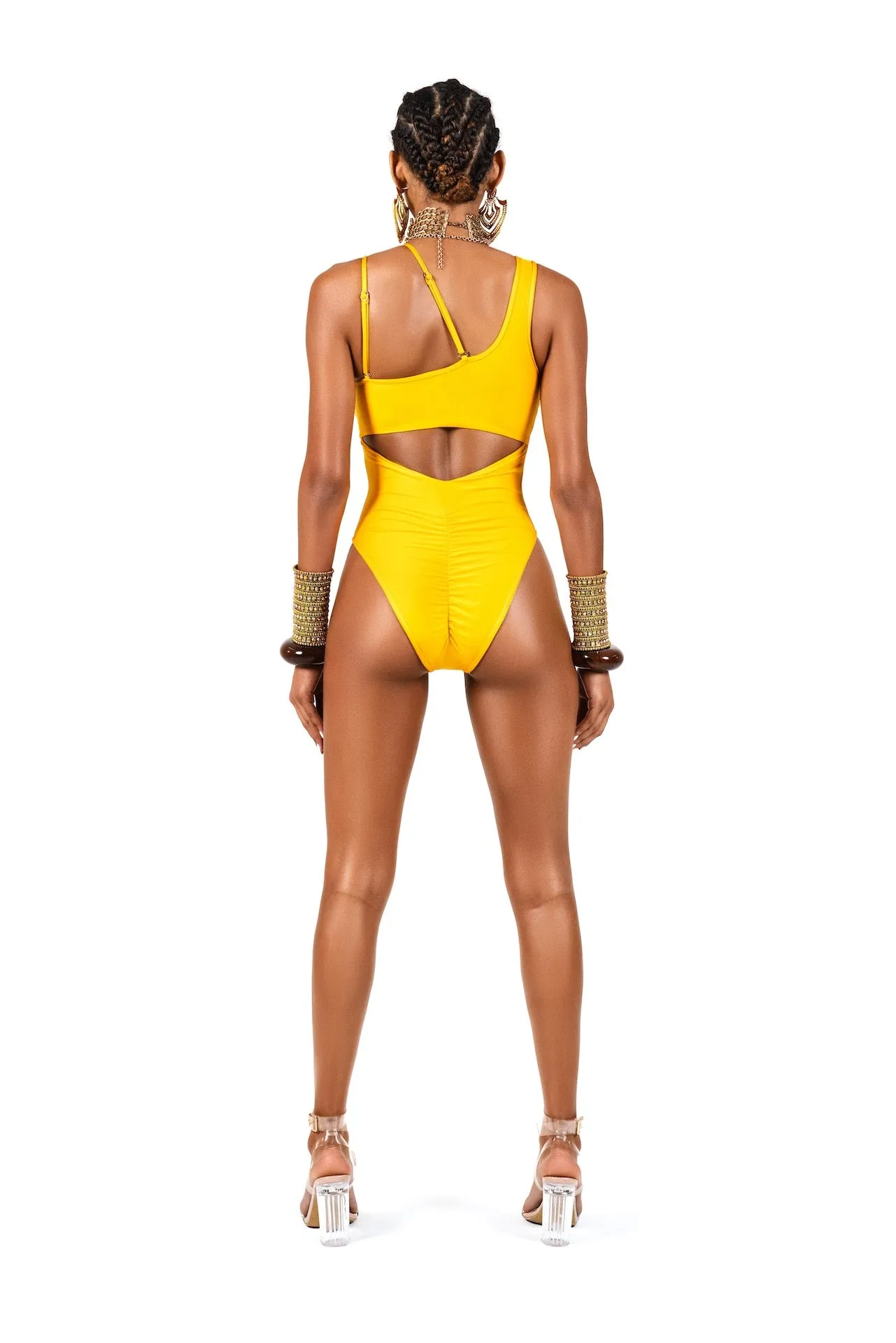 YHASI ONEPIECE Fable Core