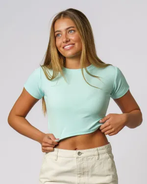 Core Fit Crop S/S Tee - Mint Minimalistic Wear Curved Hemline