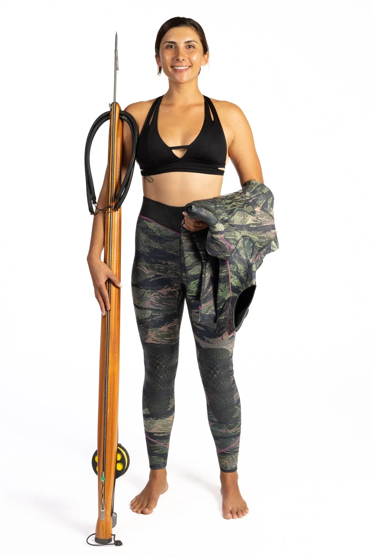 Antimicrobial Fabric Treatment Women??s Tropicam Spearfishing 7.5mm Wetsuit