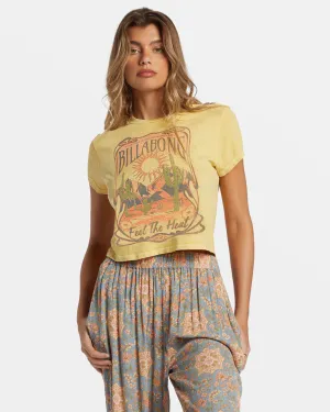Perfect for Travel Feel The Heat S/S T-Shirt