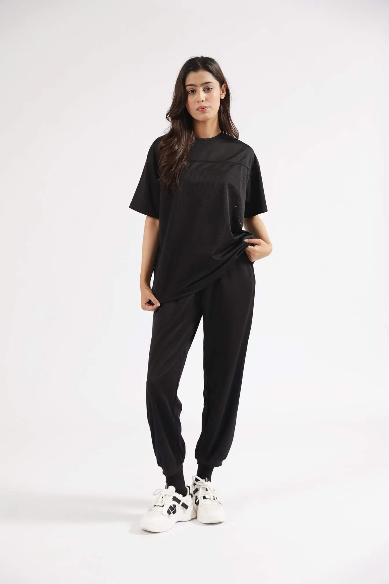 Jump Core LightweightDesign OVERSIZED MESH DETAIL TEE