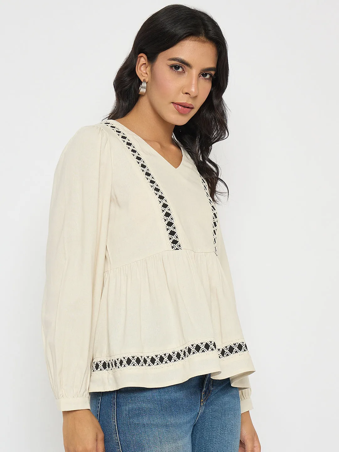 Thermal Insulation Layer Casual Fit Madame Geometric Pattern Embroidery Rayon Blend Off White Top