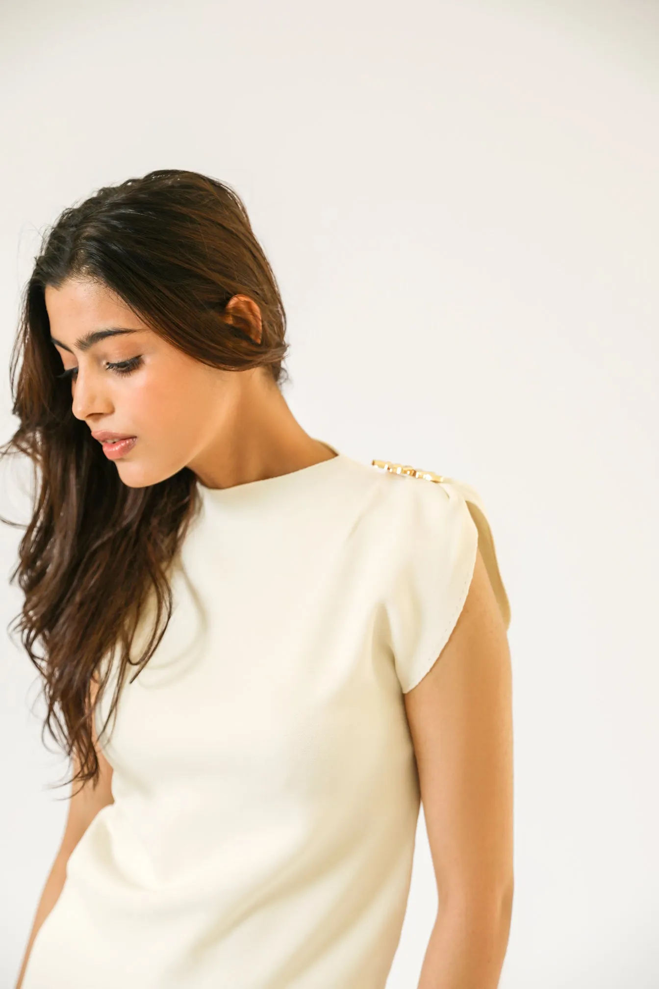 SLEEVELESS KNITTED TOP WITH BROOCH Fairy Core Casual Blouse