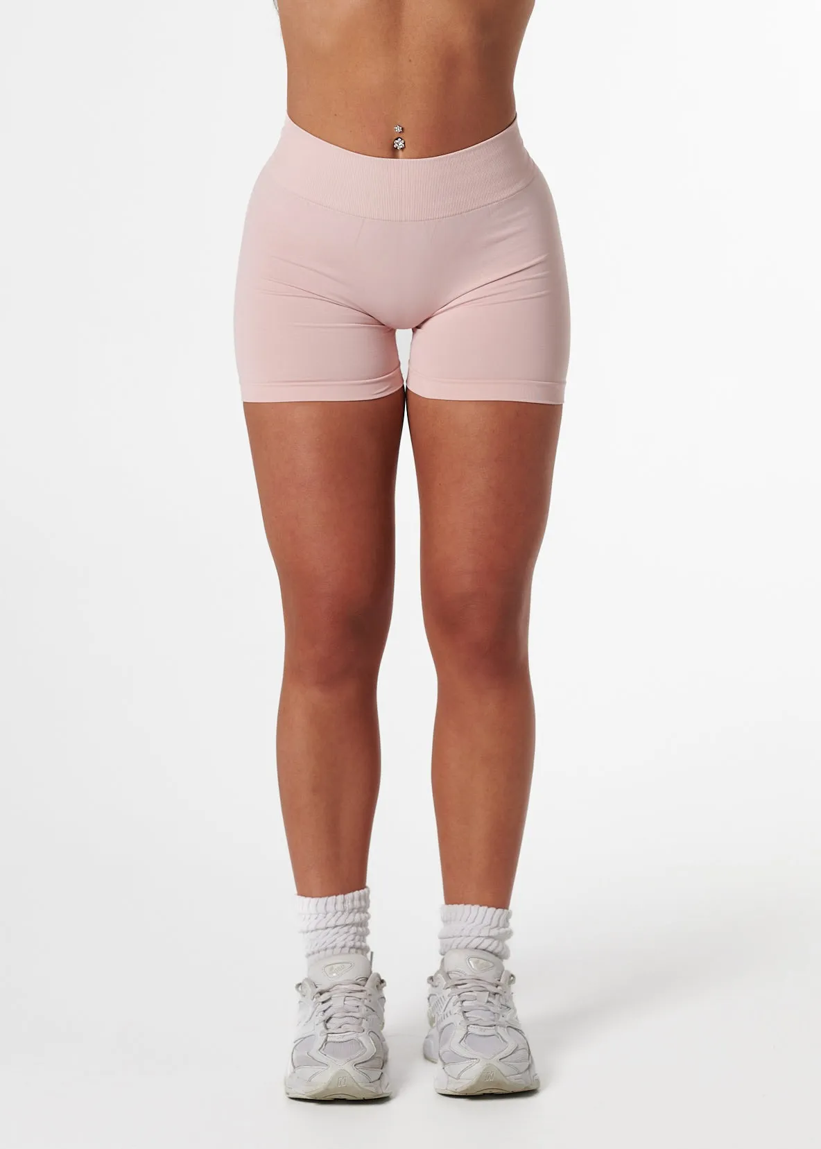 SILHOUETTE SCRUNCH SHORTS - BLUSH UPFProtection
