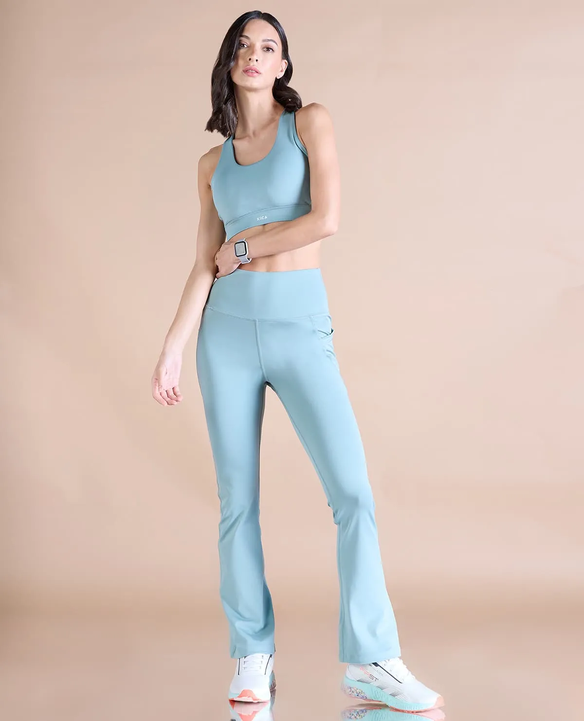 Fashionable Strappy Sports Bra with Removable Pads supportive material