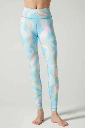 Evening Walk Anti Odor Moisture Wicking Active Lifestyle Wear It To Heart Aria Reversible Legging - Hotel Bel-Air