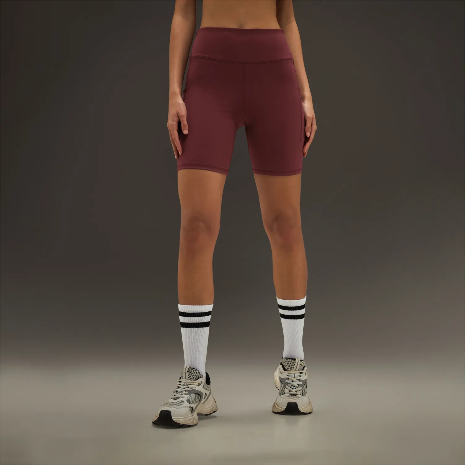 Wear Resistant Fabric Women Align Training Shorts Burgundy