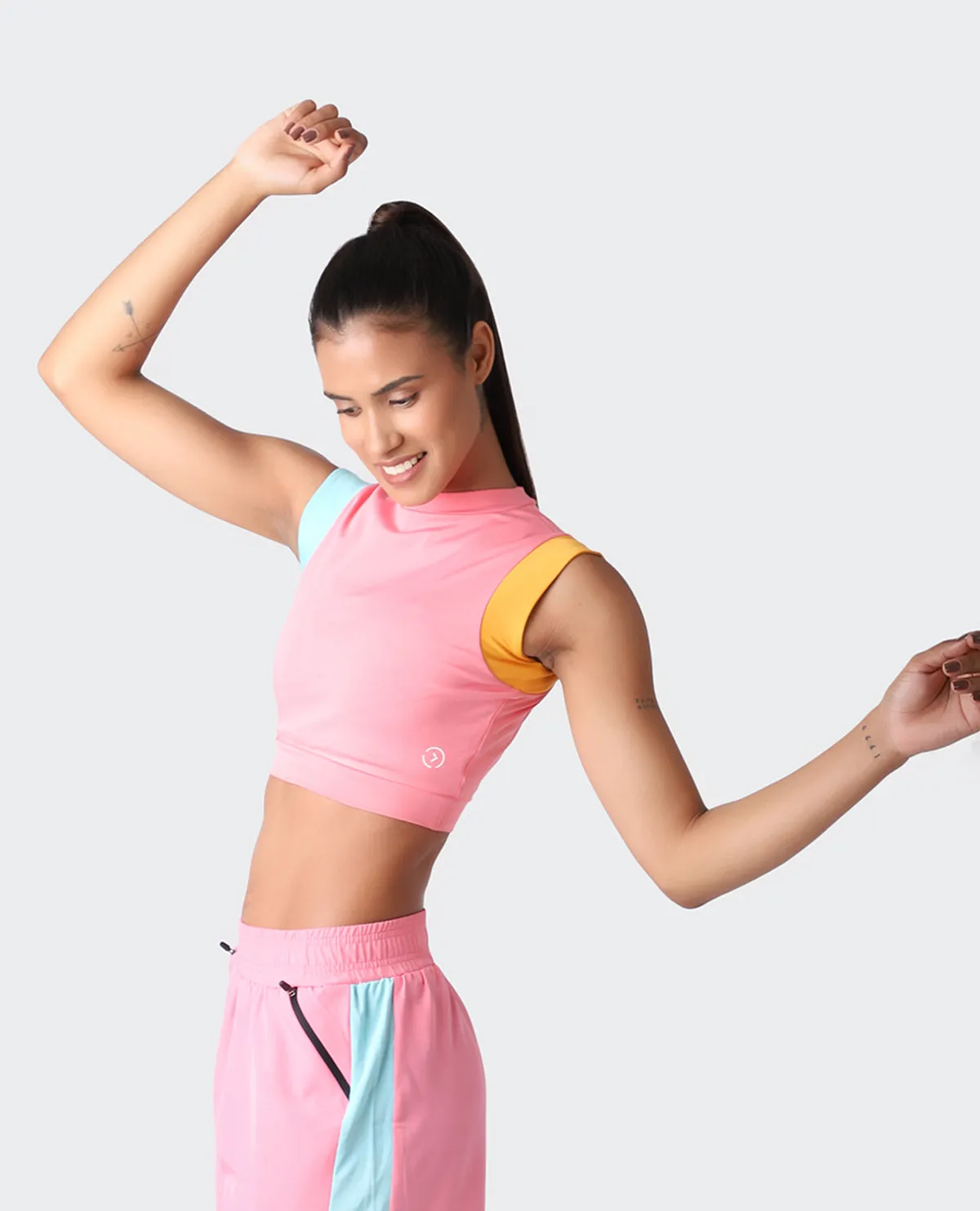 offensive role Vista Pink Crop Top