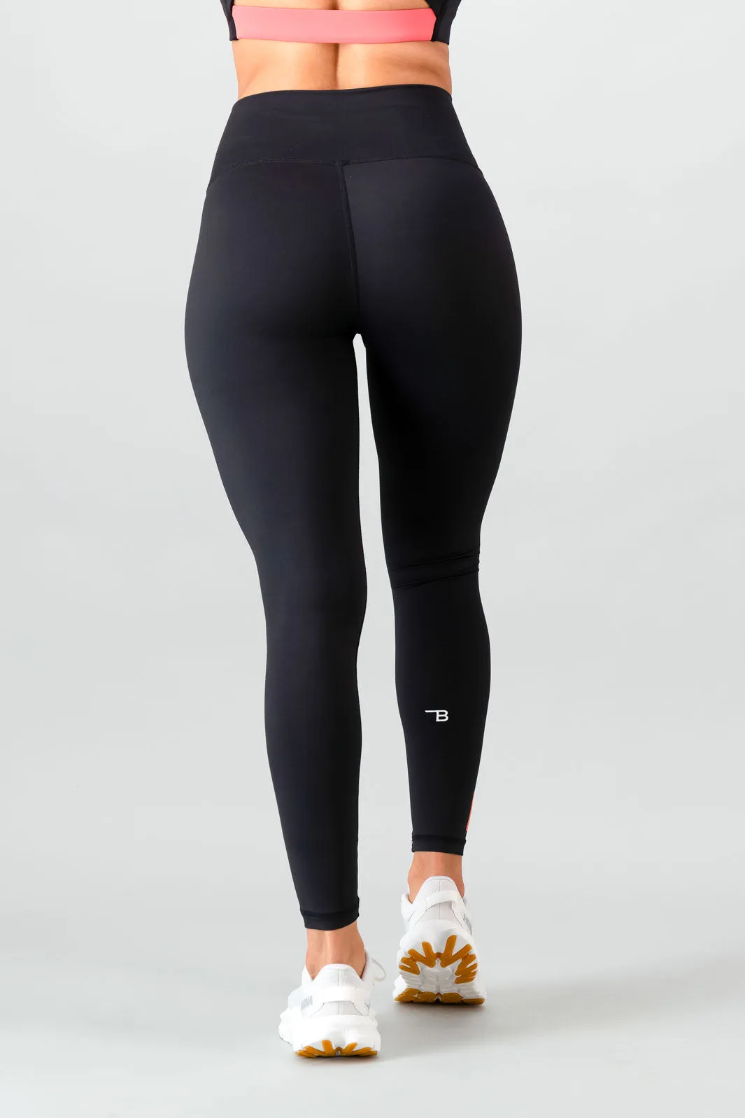 Dynamic Legging Training Essential Neutral Fit