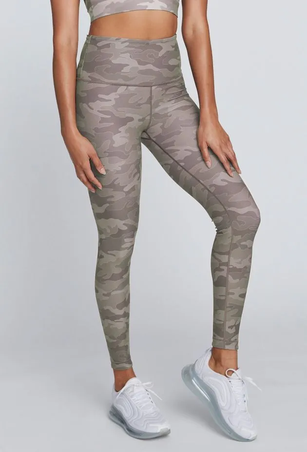 Move Comfort Anti Pilling Wear It To Heart Truffle Camo Reversible Legging