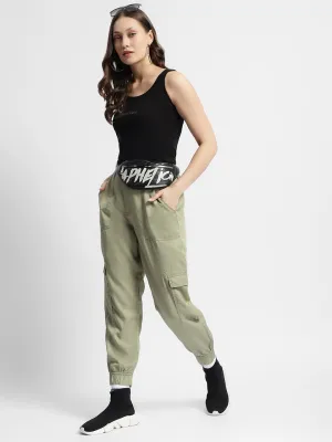 Cozy Layering Flexible Seam Madame Tapered Fit Olive Green Mid Rise Cargo Joggers