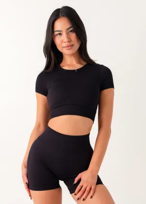 Family Style SIGNATURE SUPPORT CROP - LIQUORICE