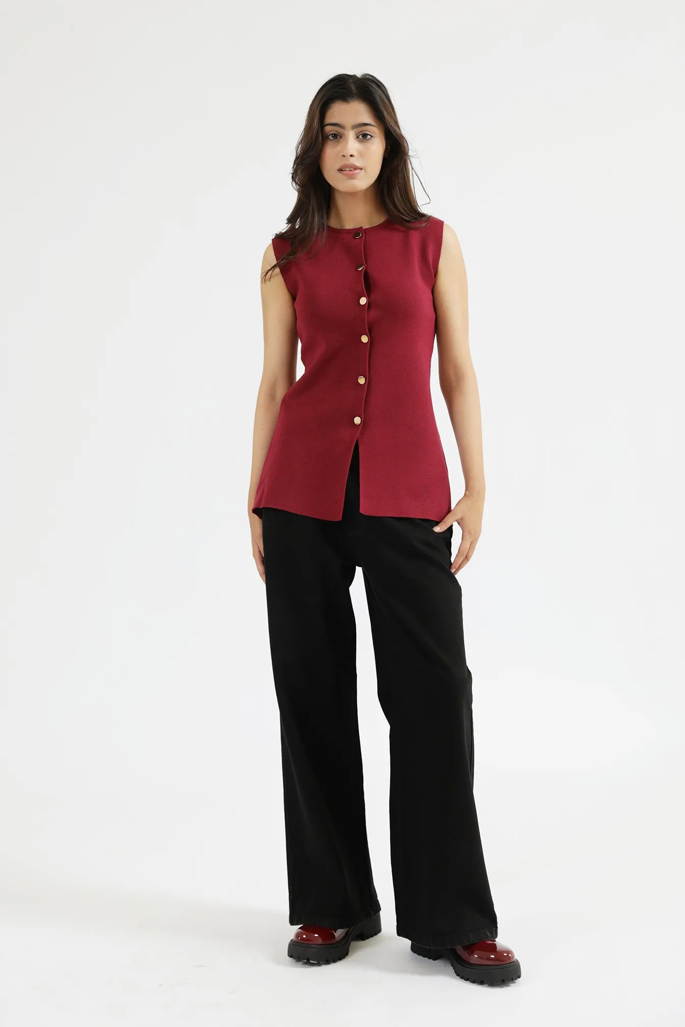 SLEEVELESS KNITTED TOP Sustainable Manufacturing NonRestrictiveSilhouette