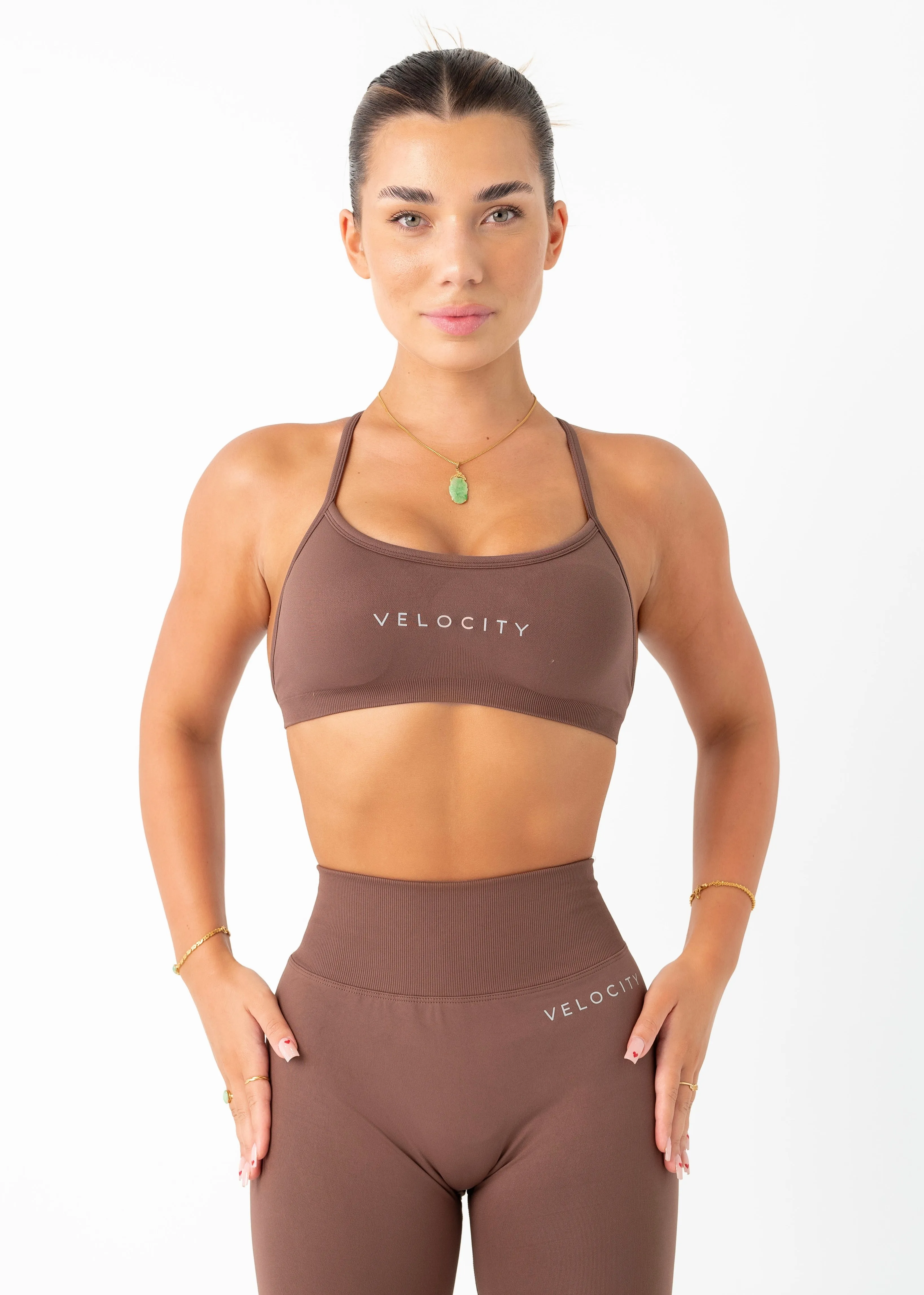V SCULPT BRALETTE - CHOCOLATE Elastic stitching seams Lightweight Closure