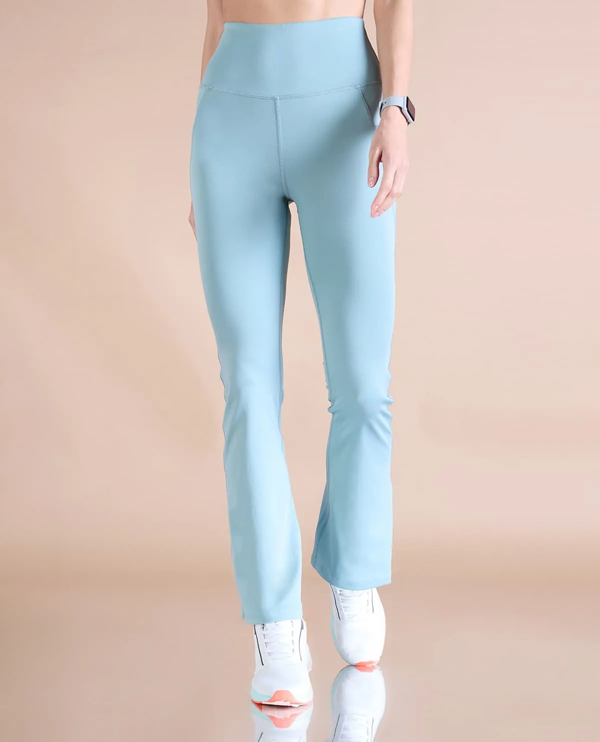 Women Stretchable Flared Pants Stain Resistant Weave ThermalInsulation