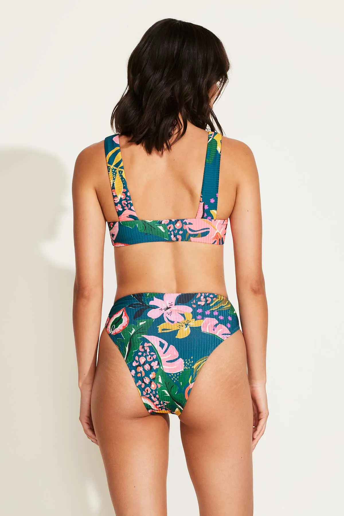 Skylar Top - Painted Jungle EcoRib BT Slip Resistant Hem Wrinkle Resistant Blend