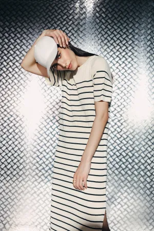 quick dry athletic shoes STRIPED KNIT DRESS