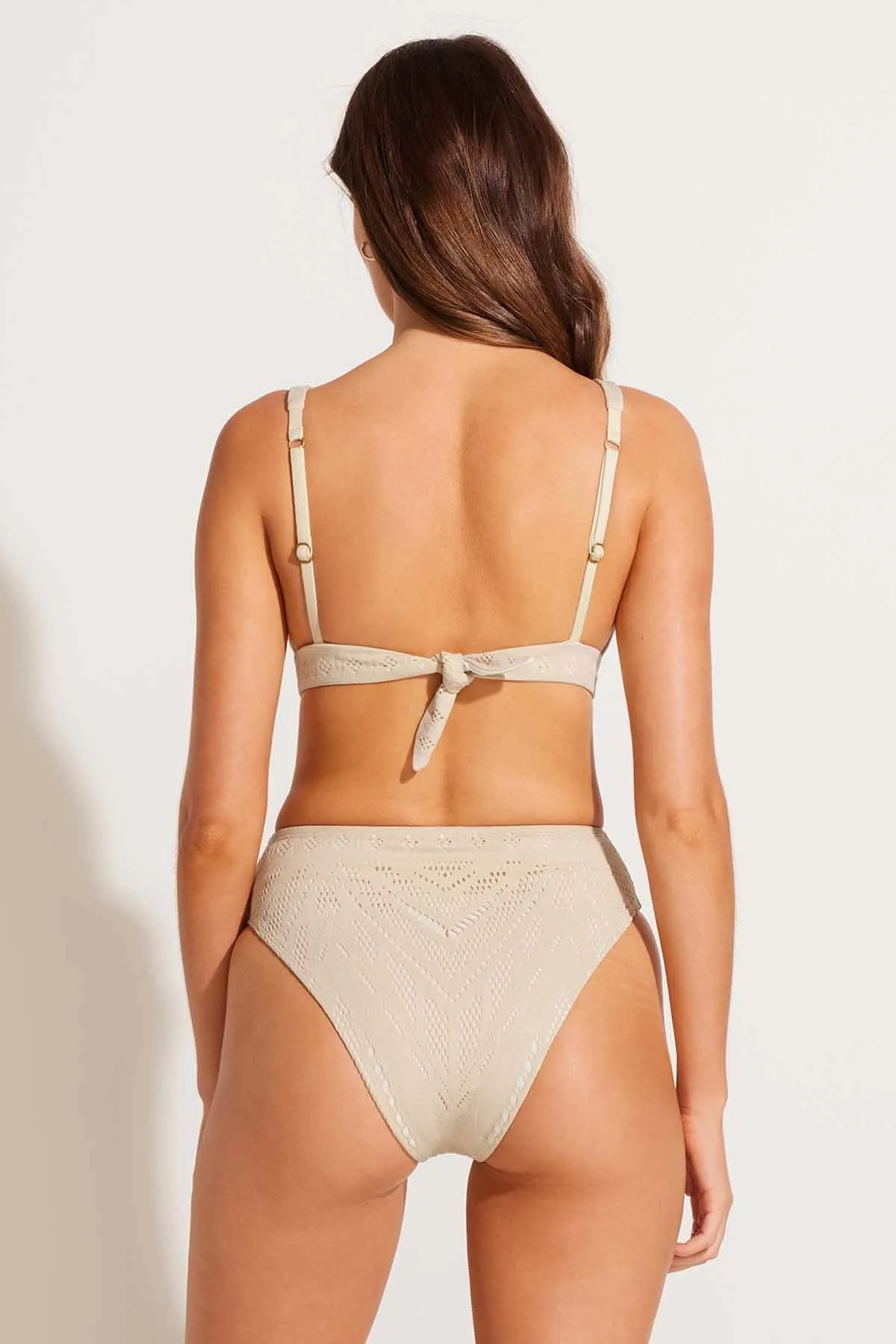 Anti Odor Treatment Barcelona High Waist Bottom - Natural Calico Crochet