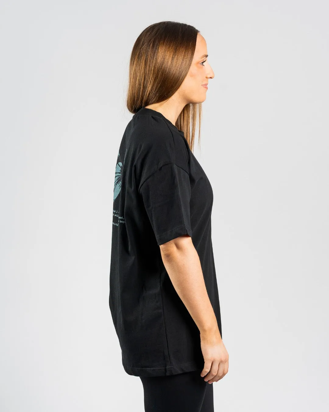 John 14:27 'Butterfly Cross' Women??s Oversized T-Shirt AllDay Comfort Classic Outfit Style