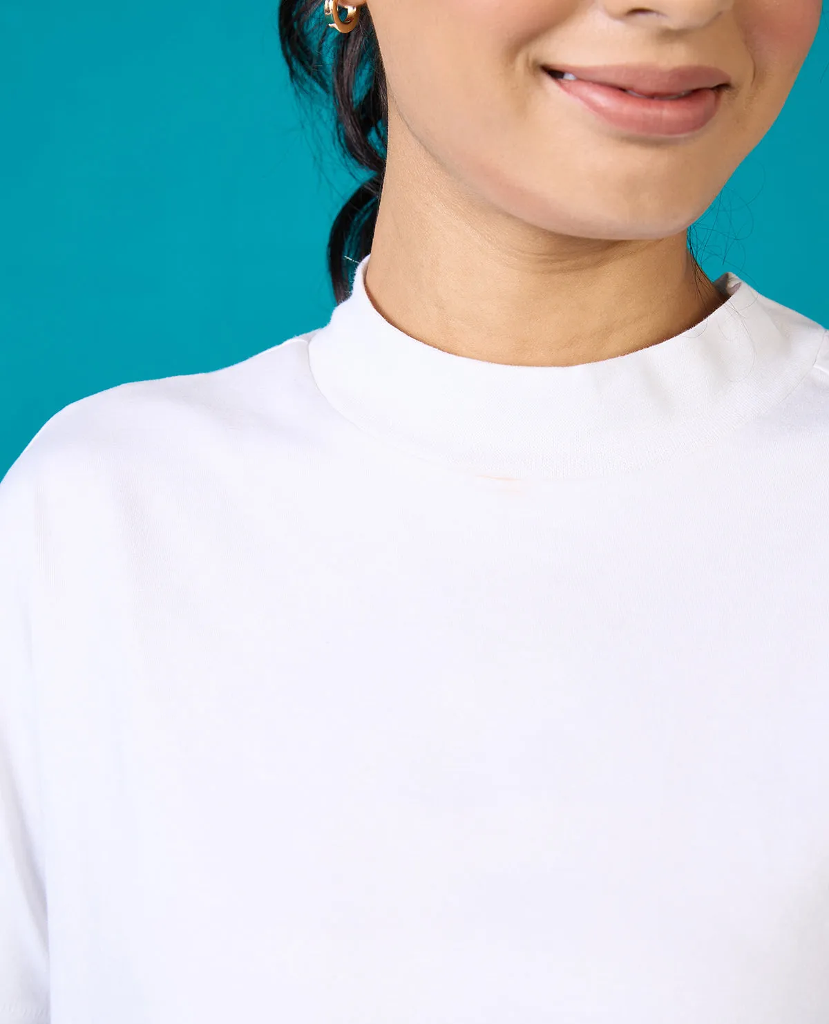 Stylish Outfit Nykd All Day Iconic Cotton Boxy Tee - NYLE276 - Bright white
