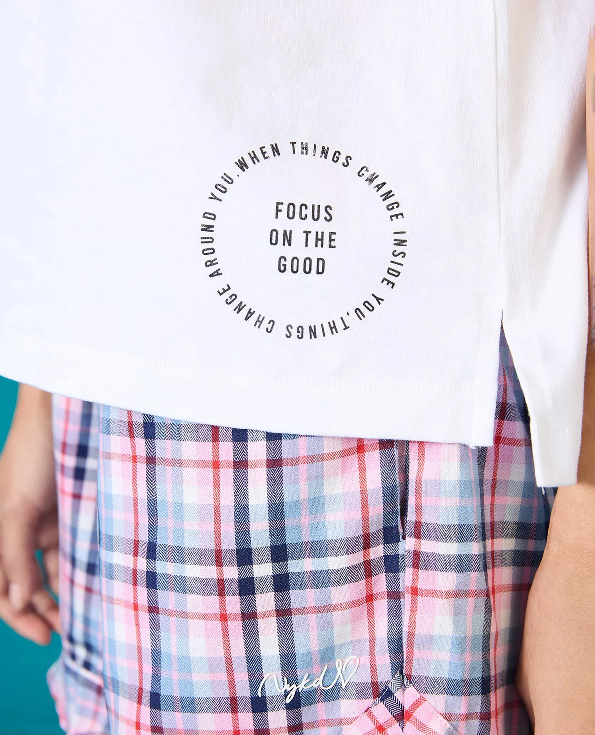 Nykd All Day Iconic Cotton Boxy Tee - NYLE276 - Bright white Active Outfit