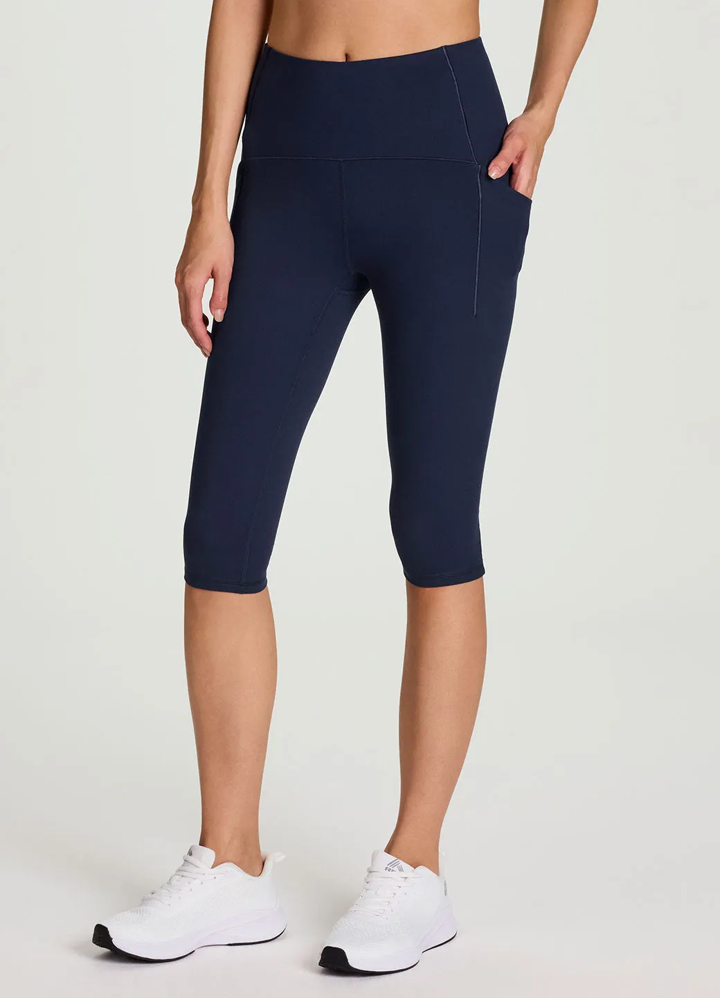 Classic Cut Sunday Stroll Cropped Capri