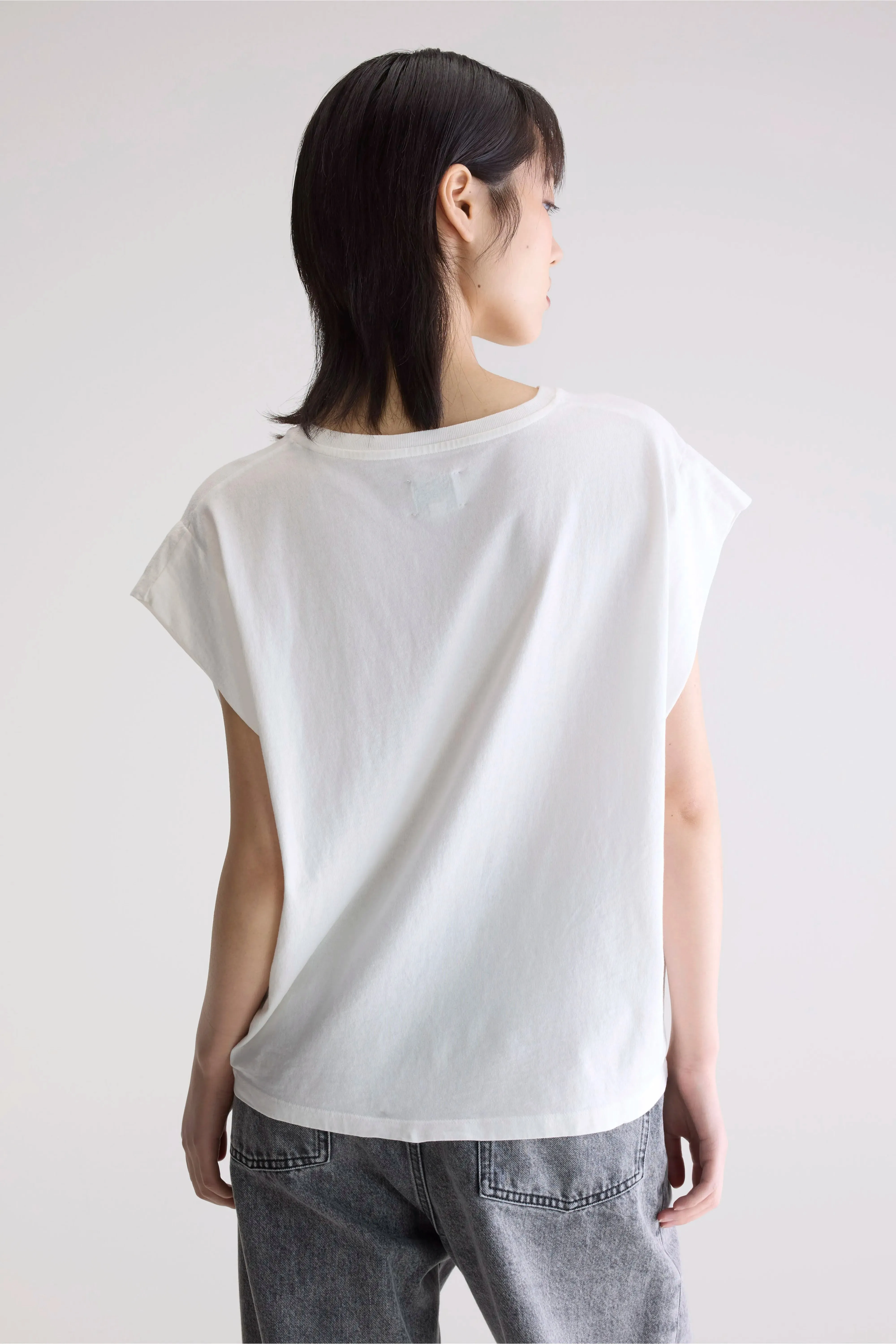 Vice crew-neck t-shirt (252 / W / CASPER) MinimalistDesign Timeless and Chic