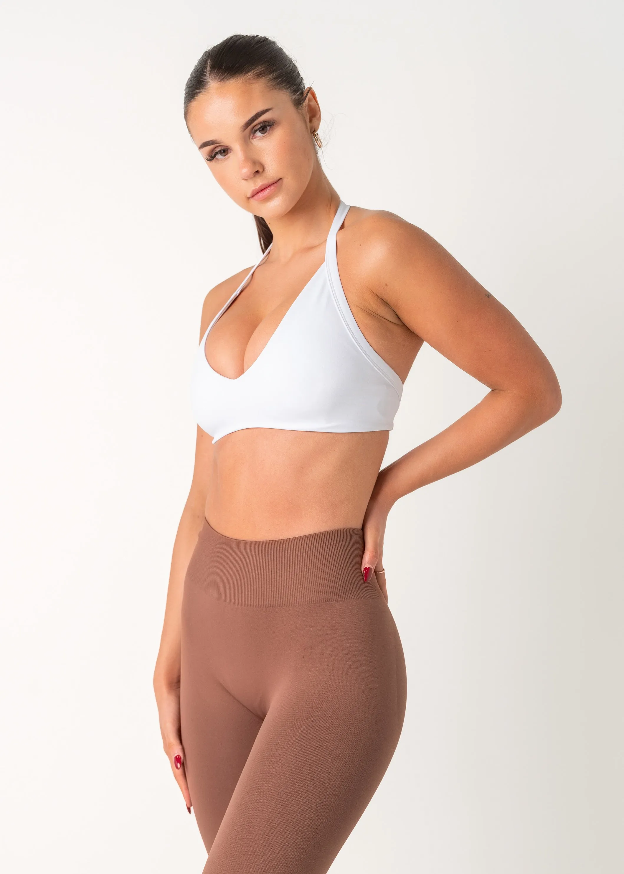 Anti Chafe Design Black fitness clothes FREEDOM BRA - WHITE