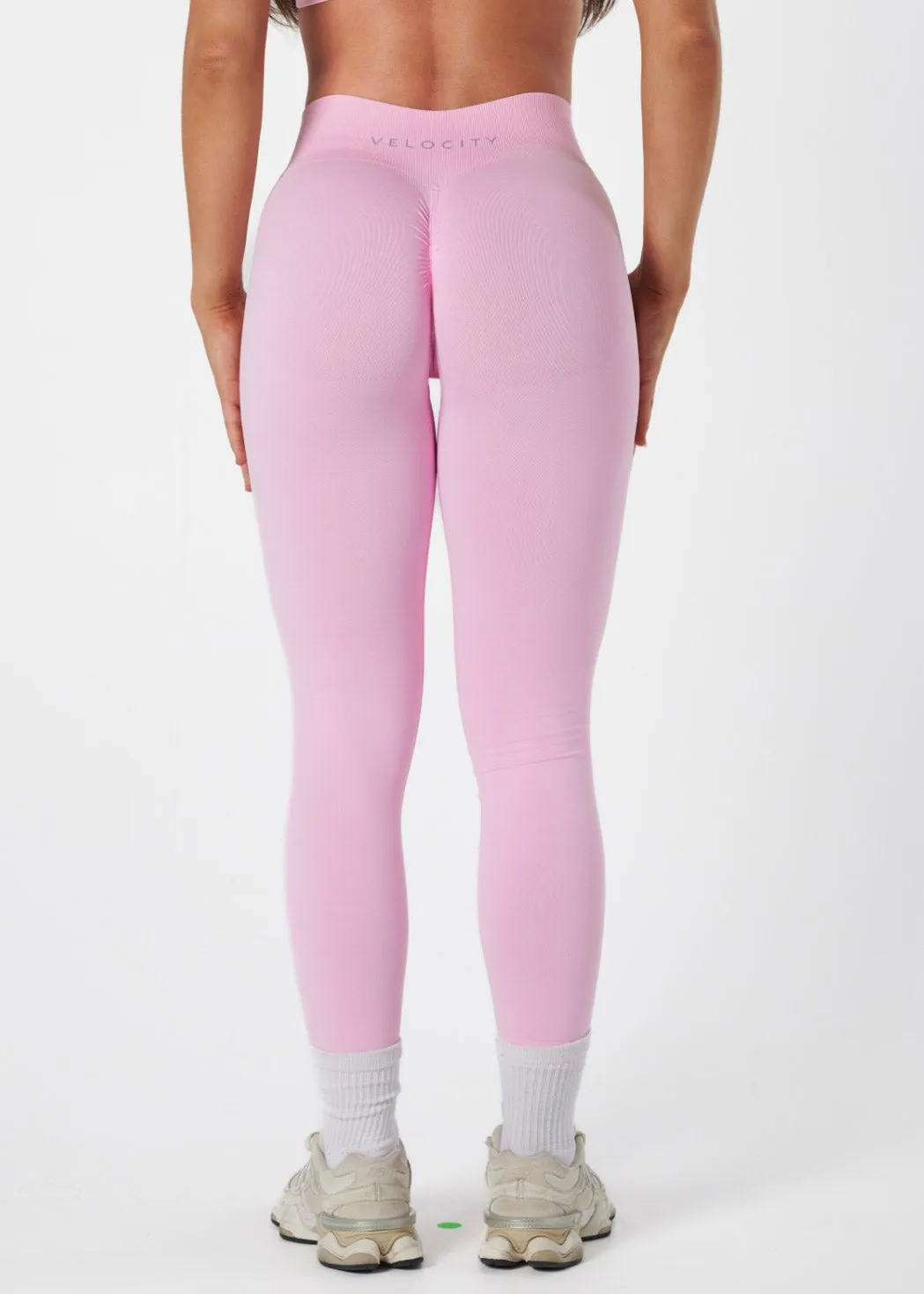 SIGNATURE SCRUNCH LEGGINGS - STRAWBERRY Breathable Comfort Wear Running Outfit