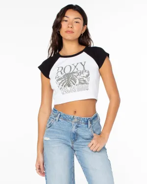Bold Look Simple and Relaxed Feel The Sunshine Cropped S/S T-Shirt - Phantom
