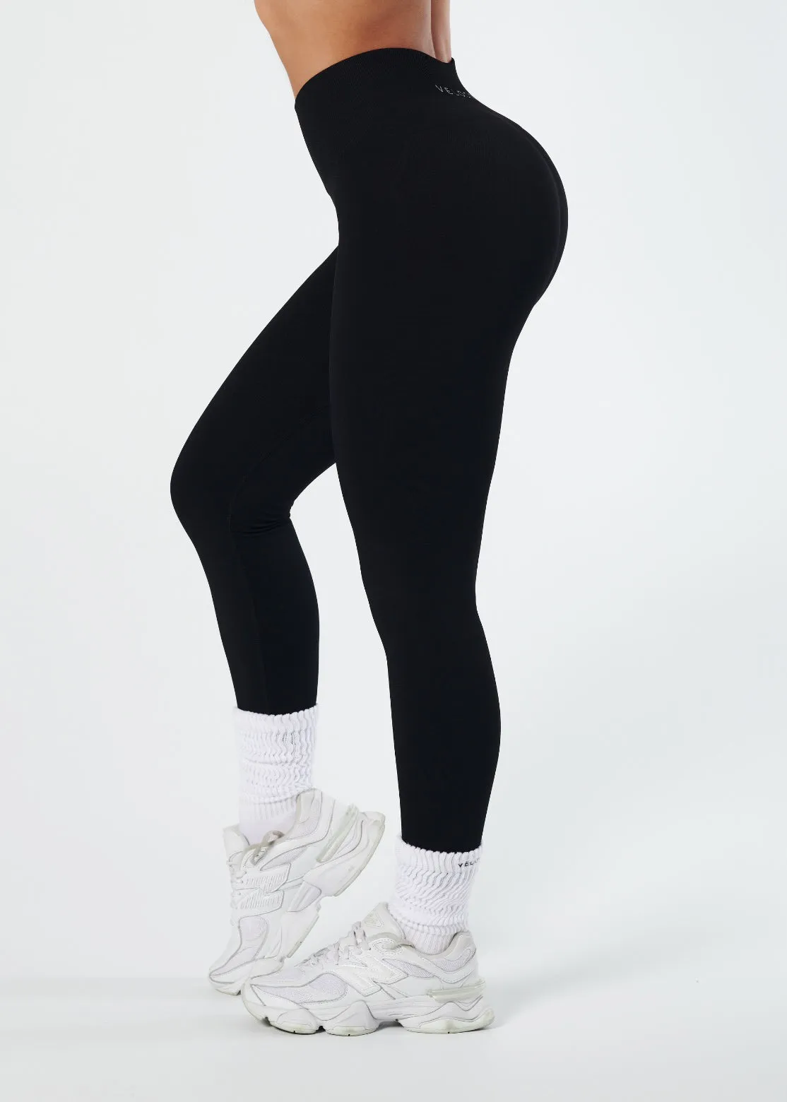 Fitness Lover Durable Stitch Rib Knit Beginner Level SHAPE SIGNATURE LEGGINGS - LIQUORICE
