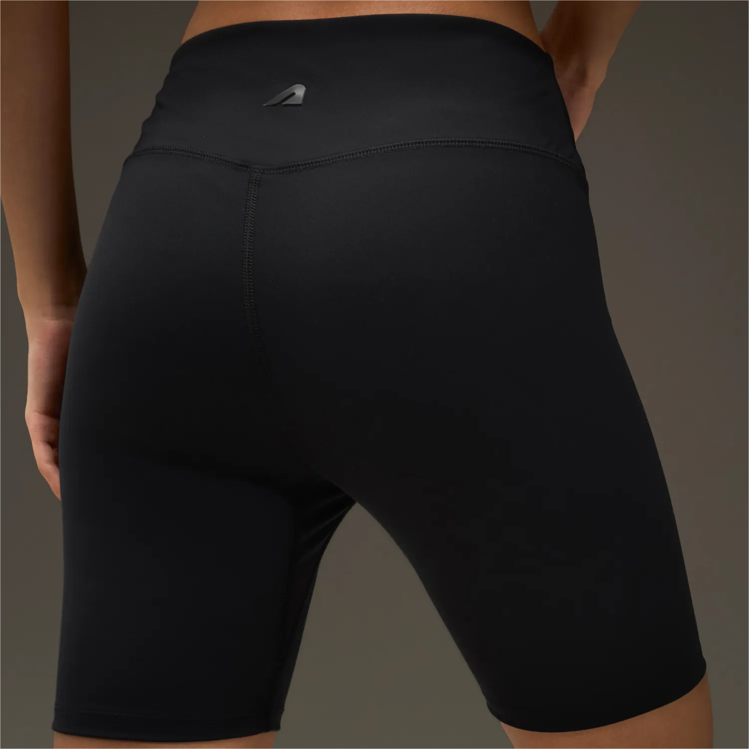 Timeless Look Sweat Wicking Technology Women Align Shorts Black