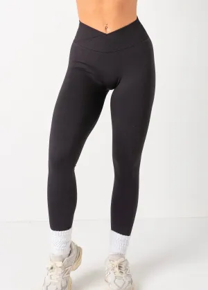 ULTIMATE SEAMLESS SCRUNCH LEGGINGS 3.0 - BLACK Extra Soft Summer Wear Shape Retention