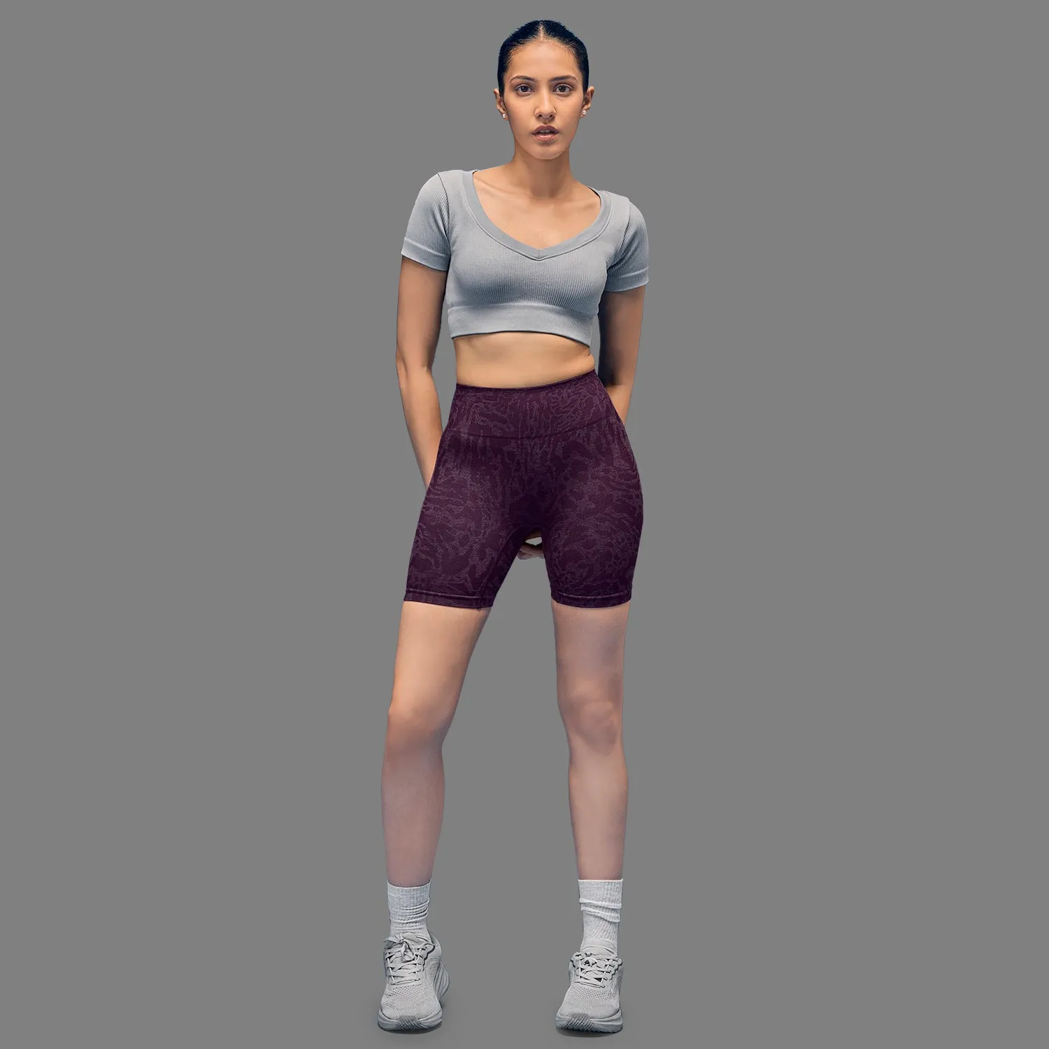 Regular Fit Limitless snatched high waisted ruched back shorts - Wine