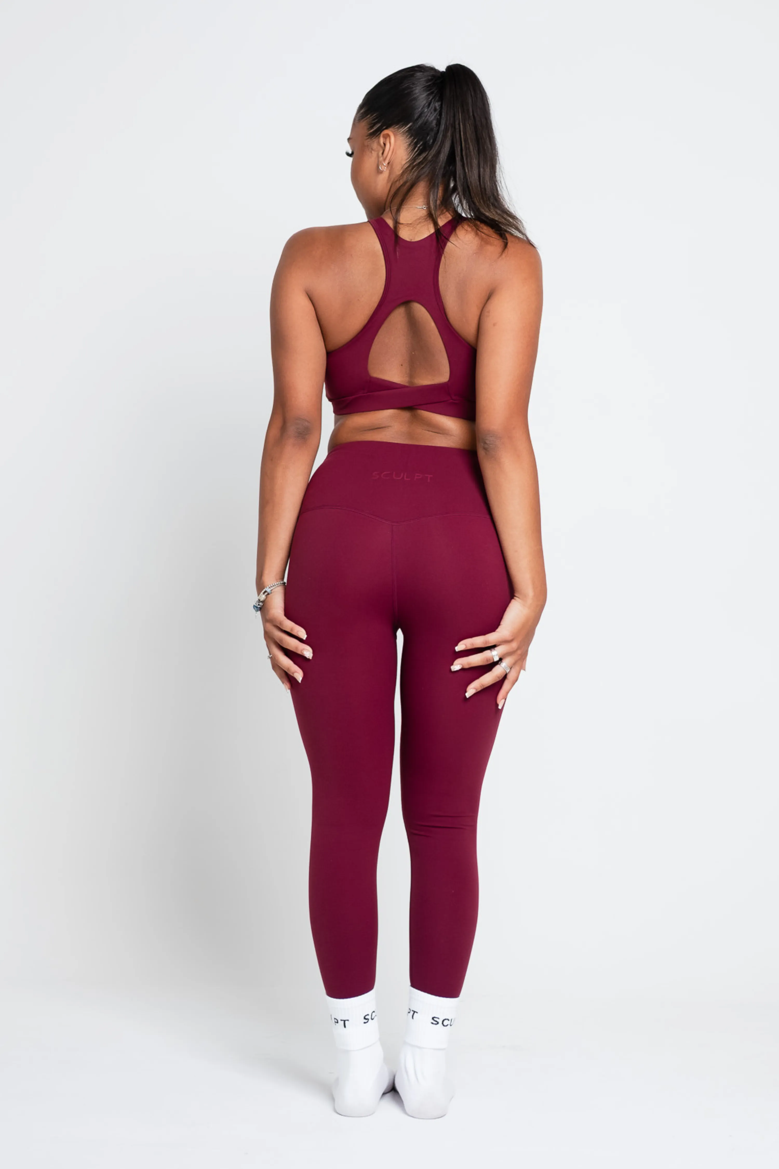 Elegant Tierra Sports Bra Wine