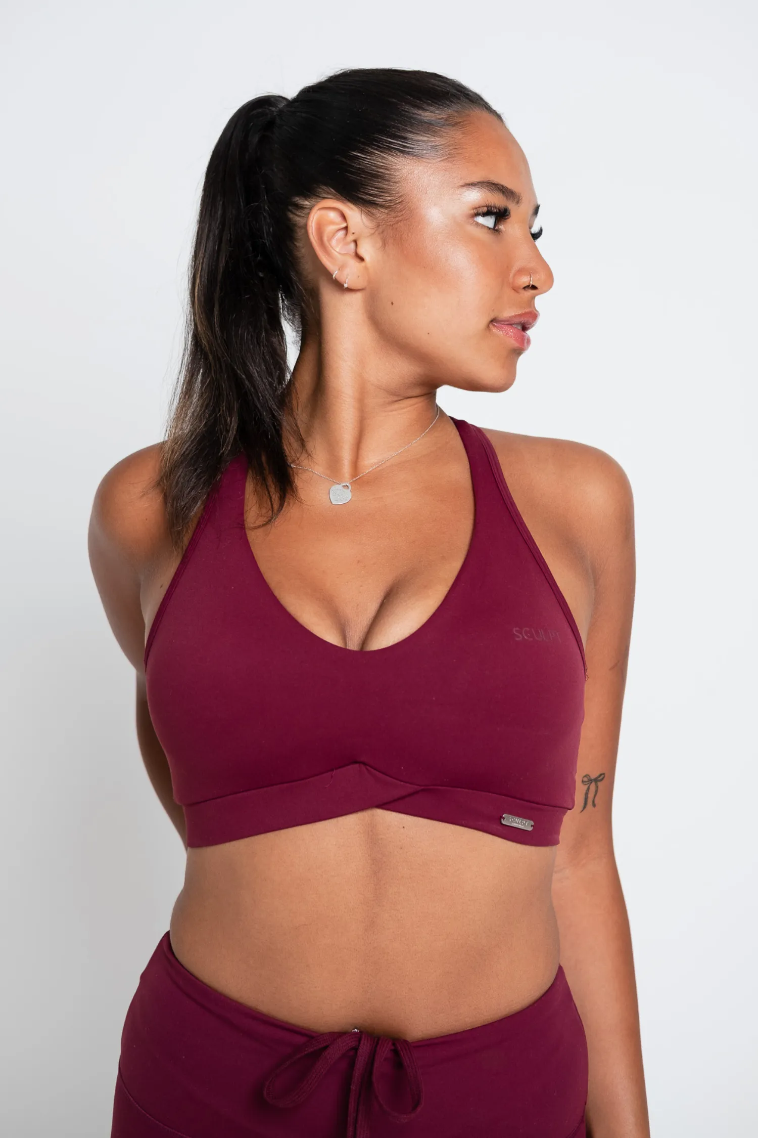 Training Gear Long fit Tierra Sports Bra Wine