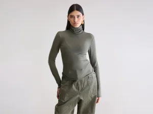 Vinay fitted t-shirt (252 / W / SAGE) Comfy Wardrobe