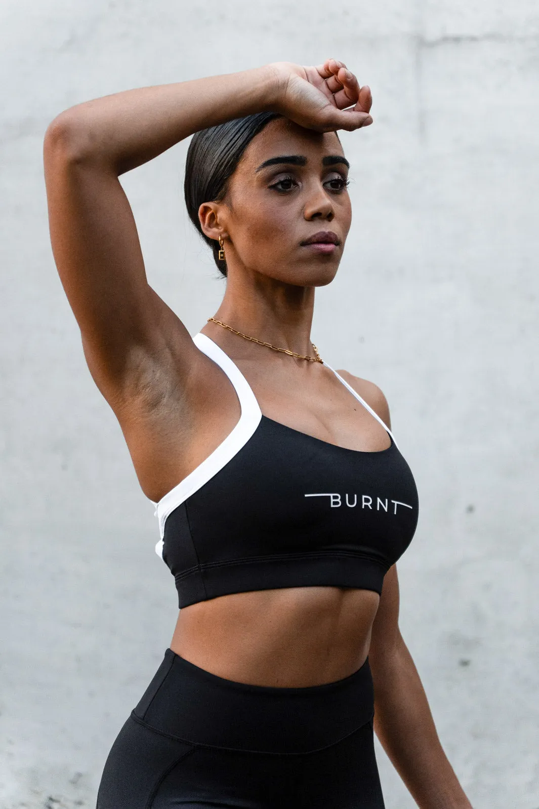 Milan Sports Bra - Black & White Sweat Guard Technology
