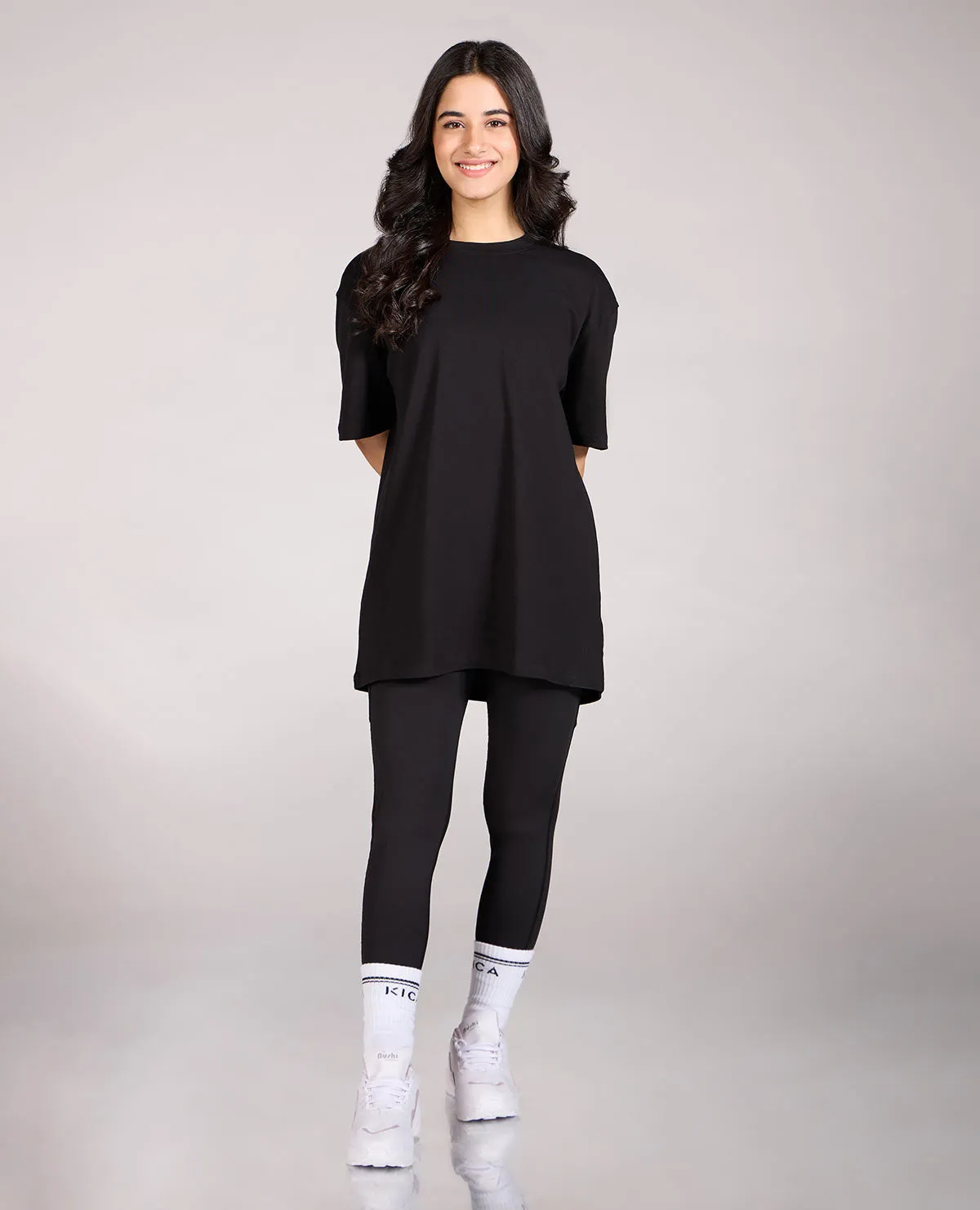 Cotton Oversized Graphic Tee Black Comfort and Fit High Density Weave