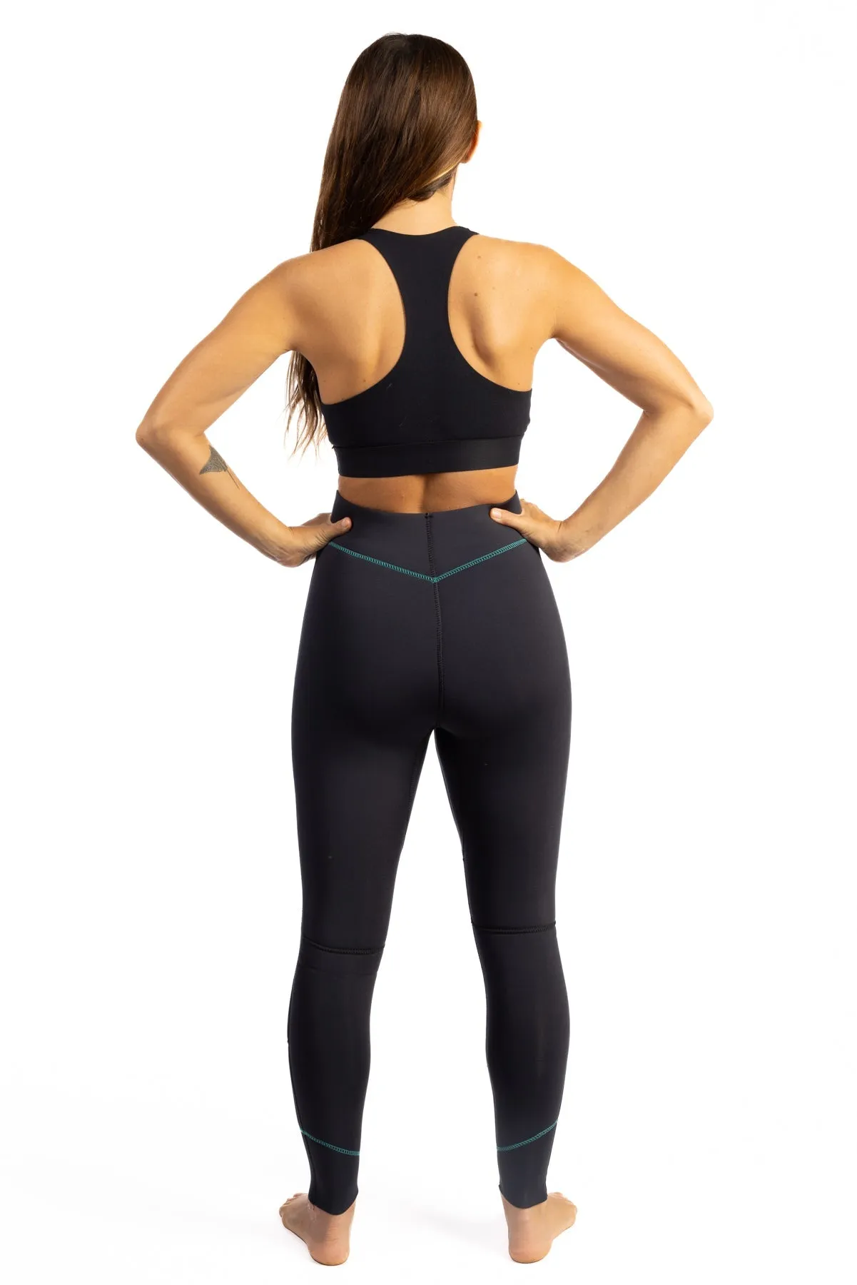 Taped Seam Reinforcement LowProfileClosure Women's Essentials 3.0mm Wetsuit