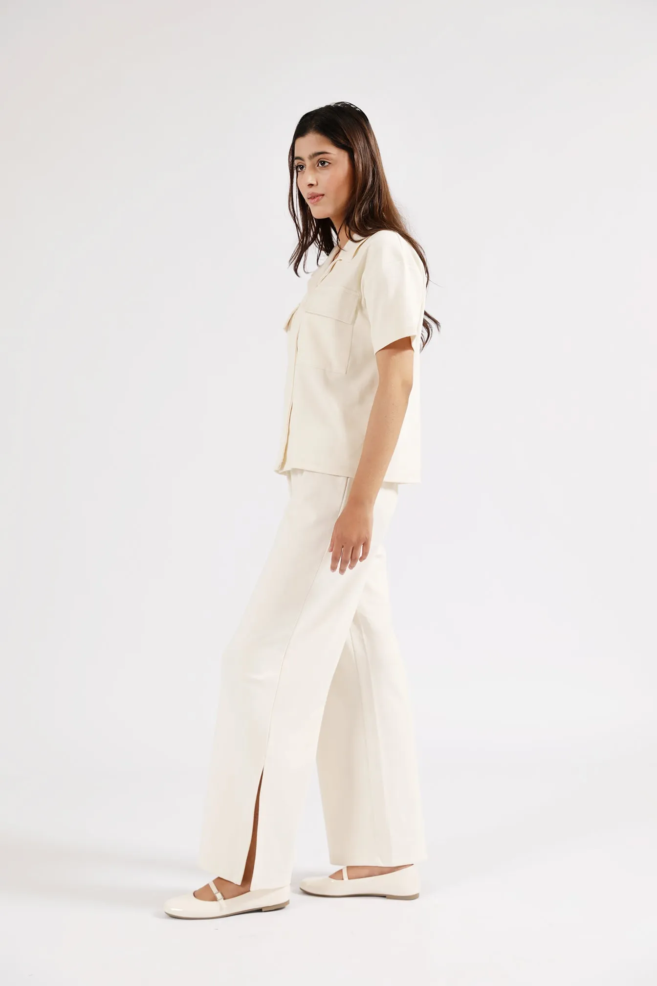 BOXY FIT BUTTON DOWN SHIRT Earth Fit