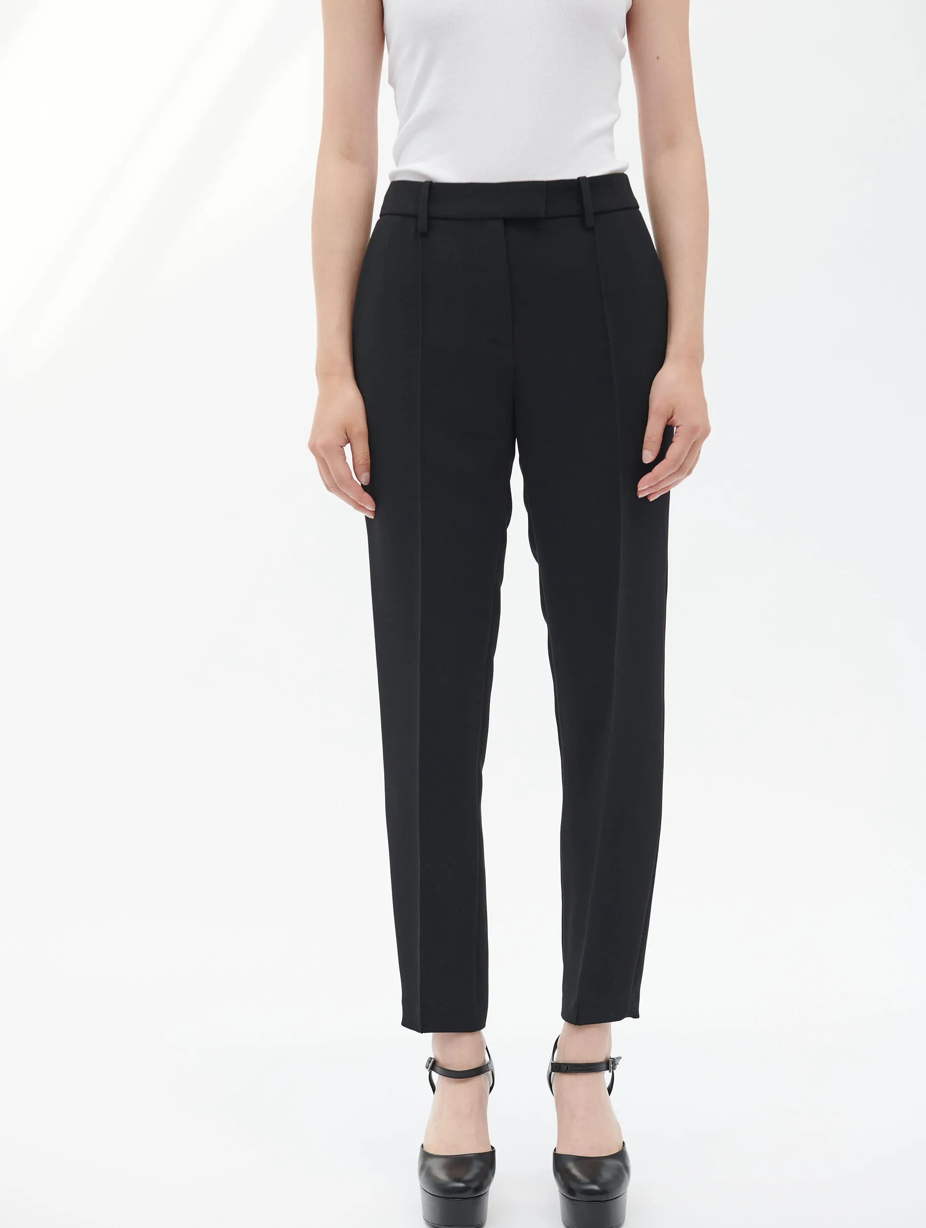 Black crepe Roxy trousers All-day Comfort Flexible Knee Articulation